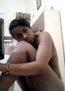 A ebony stud drills an